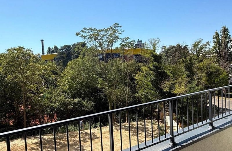 Alquiler de un apartamento nuevo de 3 habitaciones cerca del centro, 78 m², Belgrado, Serbia